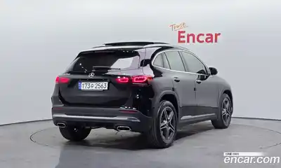 Mercedes-Benz GLA-Class 2020 2.0 Автомат в Москве № 822030, миниатюра 2