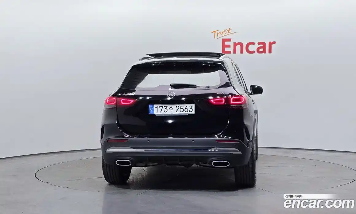 Mercedes-Benz GLA-Class 2020 2.0 Автомат в Москве № 822030, фото 4