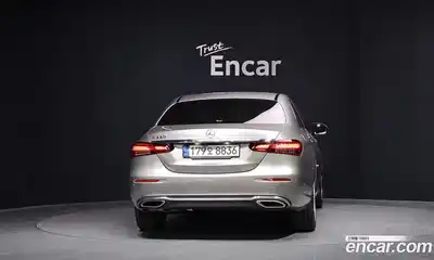 Mercedes-Benz E-Class 2021 2.0 Автомат в Москве № 822150, миниатюра 4