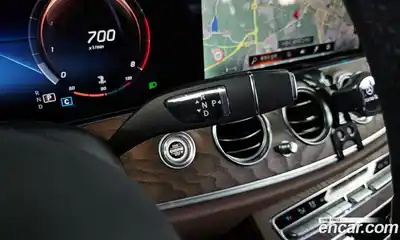 Mercedes-Benz E-Class 2021 2.0 Автомат в Москве № 822150, миниатюра 9