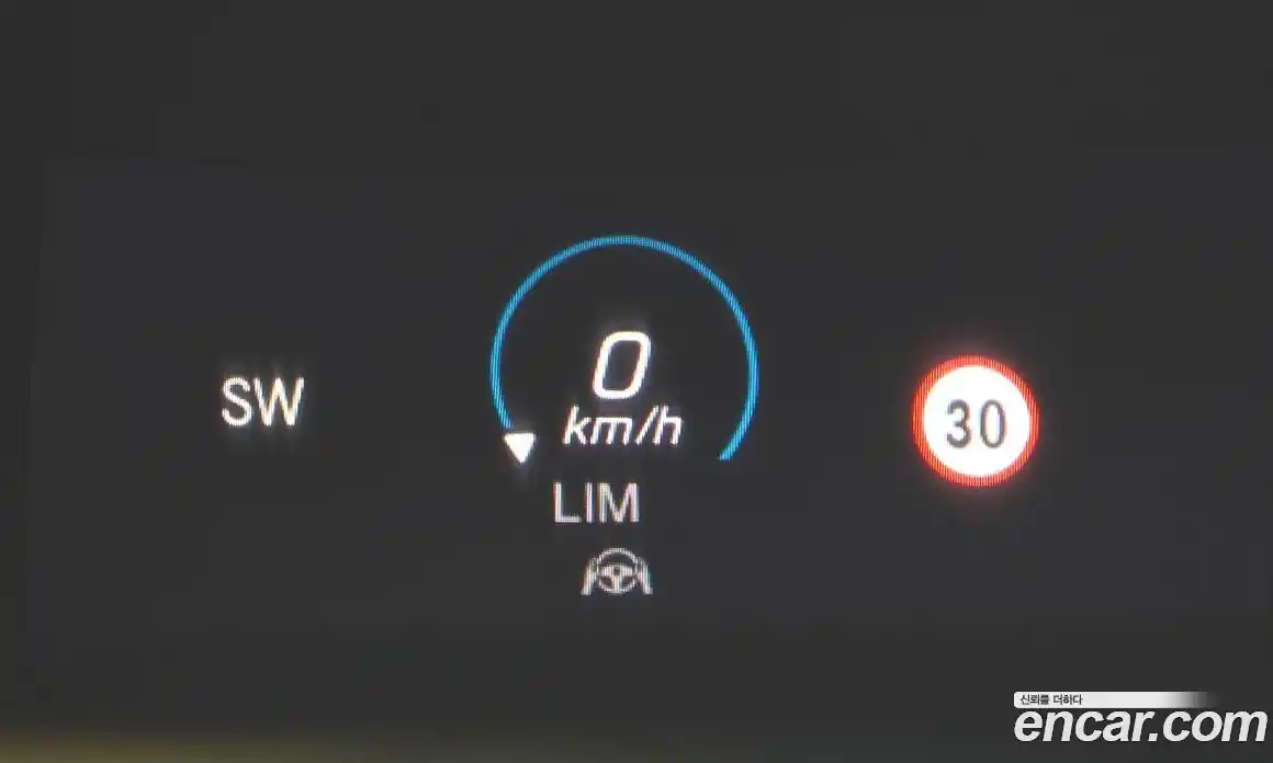 Mercedes-Benz E-Class 2021 2.0 Автомат в Москве № 822241, фото 16