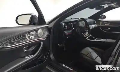 Mercedes-Benz E-Class 2021 2.0 Автомат в Москве № 822241, миниатюра 10