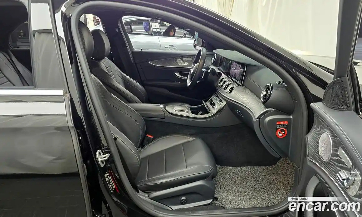 Mercedes-Benz E-Class 2021 2.0 Автомат в Москве № 822288, фото 11