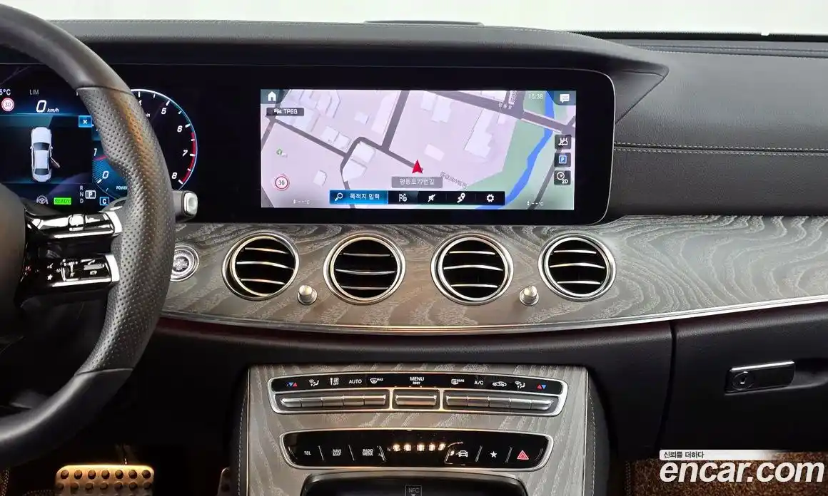 Mercedes-Benz E-Class 2021 2.0 Автомат в Москве № 822288, фото 14