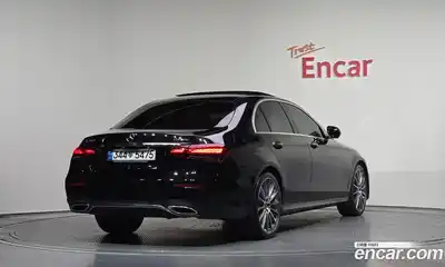 Mercedes-Benz E-Class 2021 2.0 Автомат в Москве № 822288, миниатюра 2