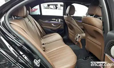 Mercedes-Benz E-Class 2021 3.0 Автомат в Москве № 822663, миниатюра 12