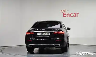 Mercedes-Benz E-Class 2021 3.0 Автомат в Москве № 822663, миниатюра 4