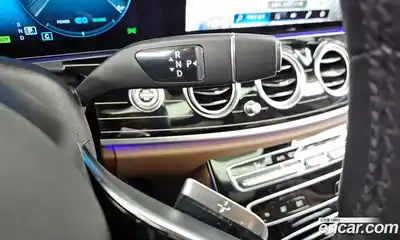 Mercedes-Benz E-Class 2021 3.0 Автомат в Москве № 822663, миниатюра 9