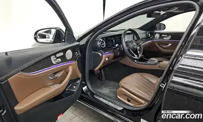Mercedes-Benz E-Class 2021 3.0 Автомат в Москве № 822663, миниатюра 10