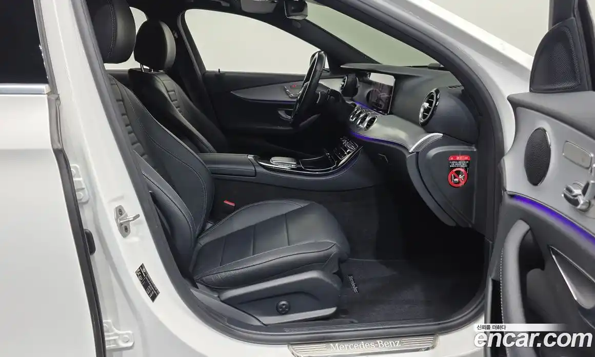 Mercedes-Benz E-Class 2021 2.0 Автомат в Москве № 822727, фото 11