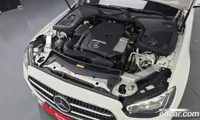 Mercedes-Benz E-Class 2021 2.0 Автомат в Москве № 822727, миниатюра 6