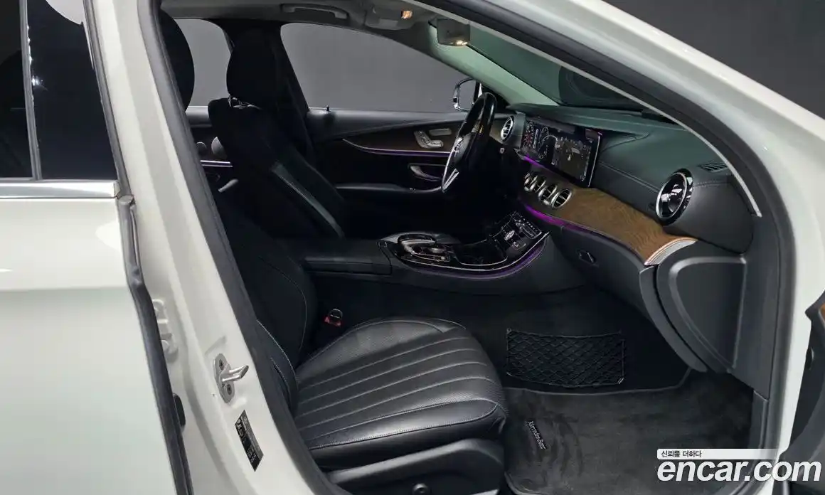 Mercedes-Benz E-Class 2019 2.0 Автомат в Москве № 823027, фото 11