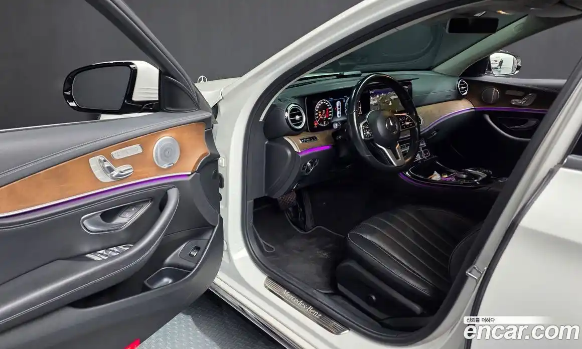 Mercedes-Benz E-Class 2019 2.0 Автомат в Москве № 823027, фото 10