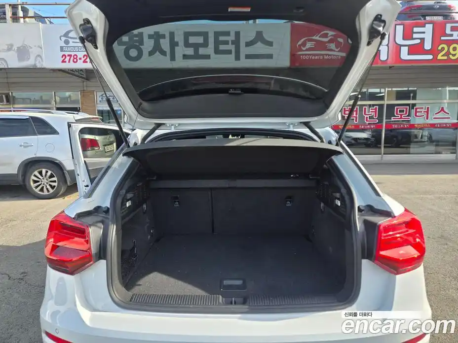 Audi Q2 2020 2.0 Автомат в Москве № 823139, фото 15