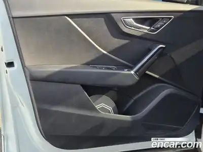 Audi Q2 2020 2.0 Автомат в Москве № 823139, миниатюра 9