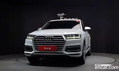 Audi Q7 2019 2.0 Автомат в Москве № 823155, миниатюра 3