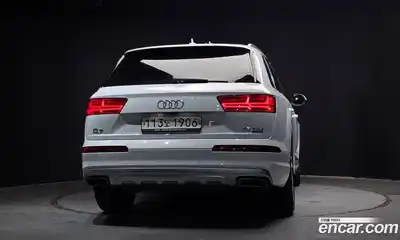 Audi Q7 2019 2.0 Автомат в Москве № 823155, миниатюра 4