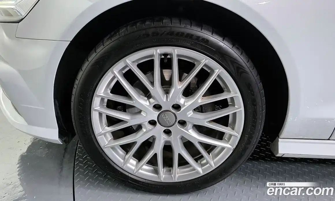 Audi A6 2018 2.0 Автомат в Москве № 823366, фото 5