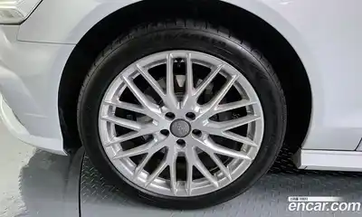 Audi A6 2018 2.0 Автомат в Москве № 823366, миниатюра 5