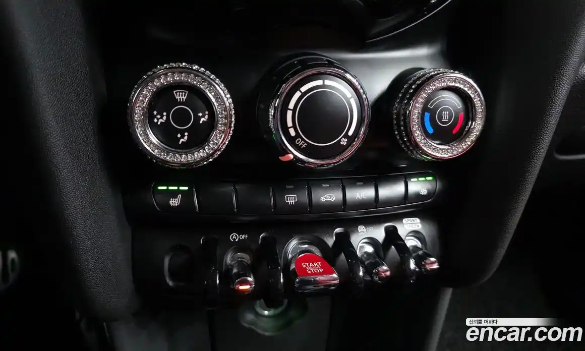 Mini Cooper 2020 1.5 Автомат в Москве № 825367, фото 15