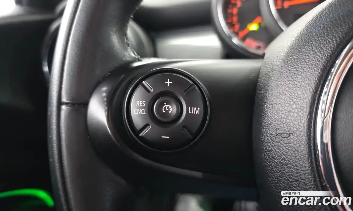 Mini Cooper 2020 1.5 Автомат в Москве № 825367, фото 18