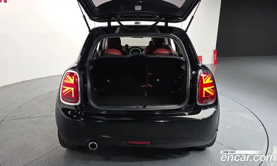 Mini Cooper 2020 1.5 Автомат в Москве № 825367, фото 20