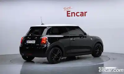 Mini Cooper 2020 1.5 Автомат в Москве № 825367, миниатюра 2