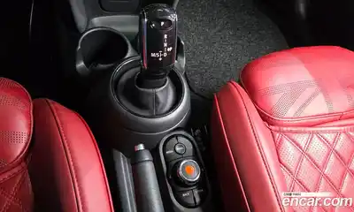 Mini Cooper 2020 1.5 Автомат в Москве № 825367, миниатюра 9