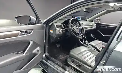 Volkswagen Passat 2018 2.0 Автомат в Москве № 826144, миниатюра 12