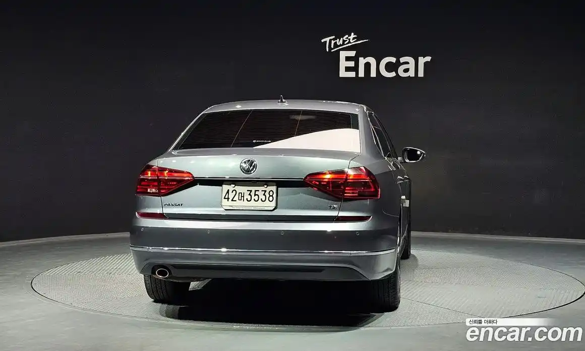 Volkswagen Passat 2018 2.0 Автомат в Москве № 826144, фото 4