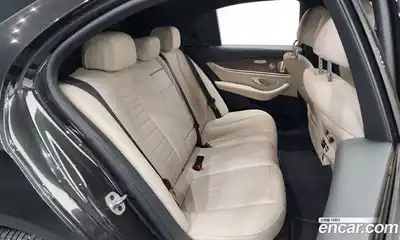 Mercedes-Benz E-Class 2021 2.0 Автомат в Москве № 195443, миниатюра 12