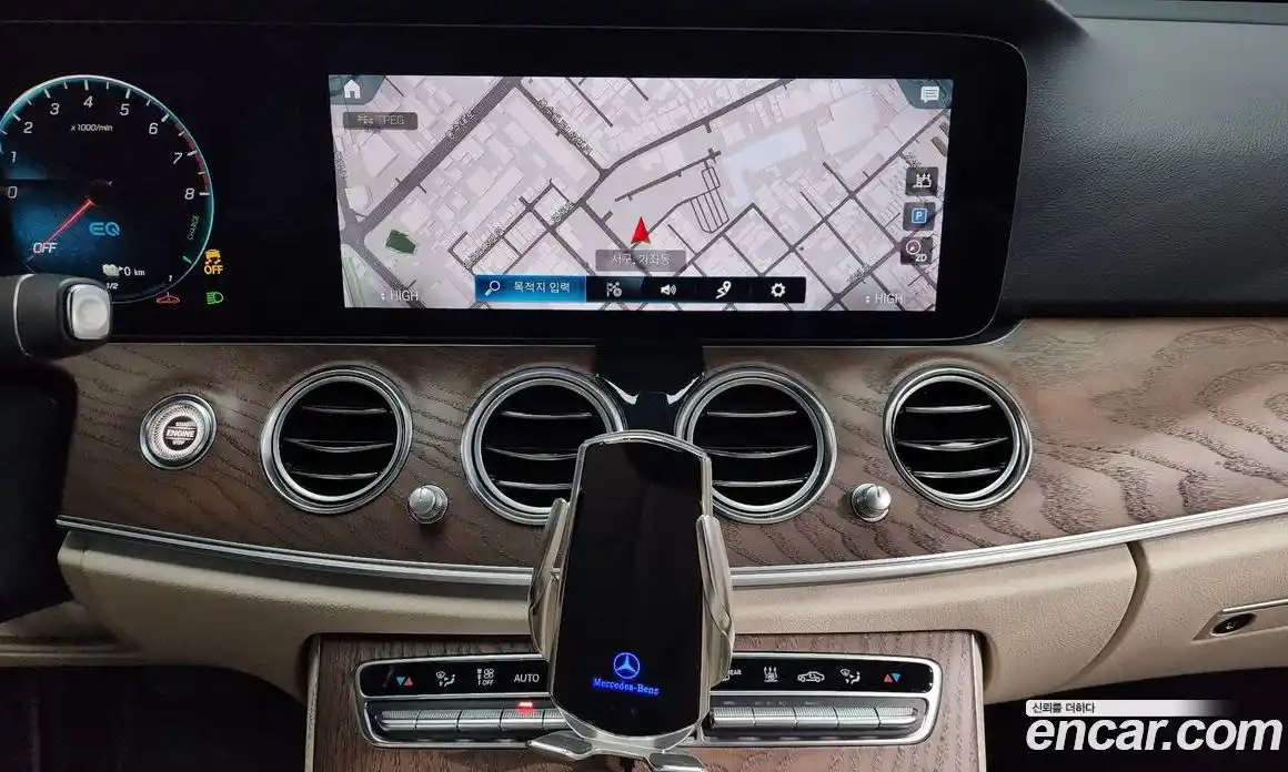 Mercedes-Benz E-Class 2021 2.0 Автомат в Москве № 195443, фото 14