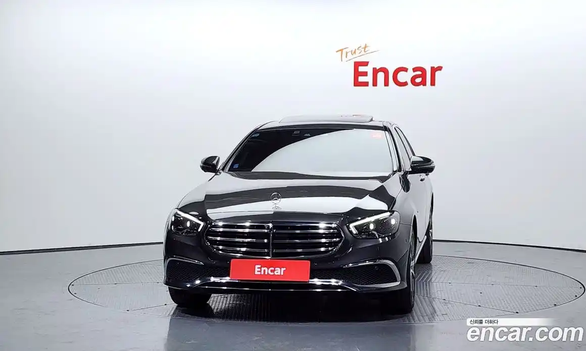 Mercedes-Benz E-Class 2021 2.0 Автомат в Москве № 195443, фото 3