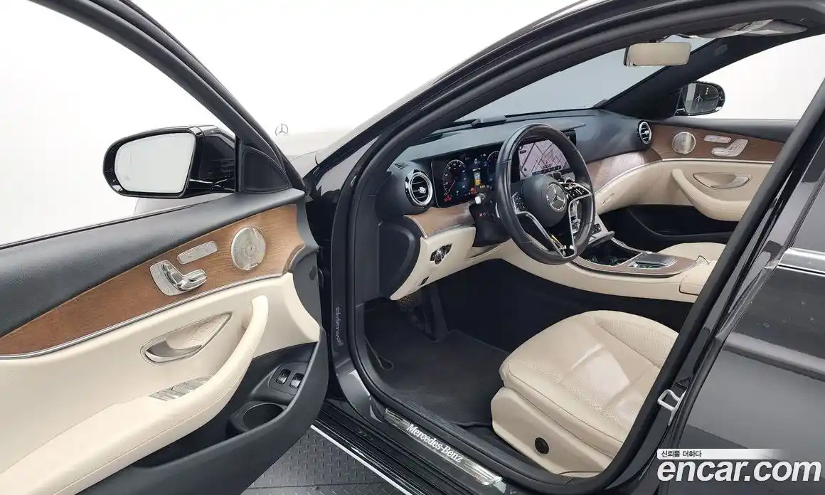 Mercedes-Benz E-Class 2021 2.0 Автомат в Москве № 195443, фото 10