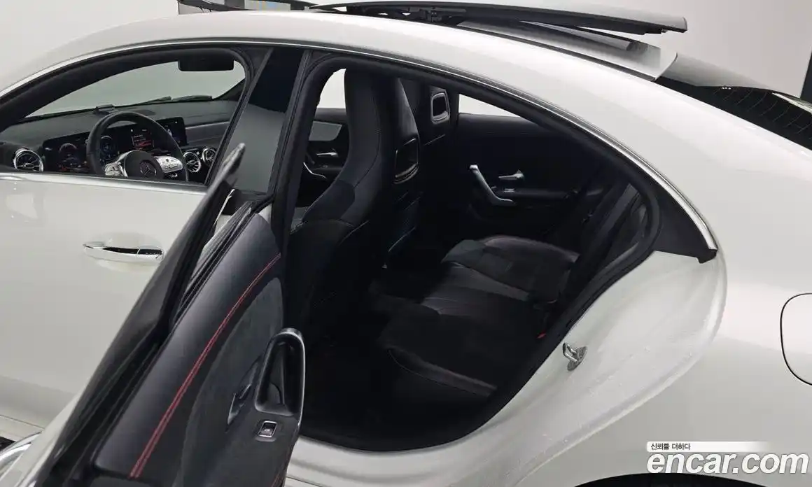 Mercedes-Benz CLA-Class 2020 2.0 Автомат в Москве № 220816, фото 13