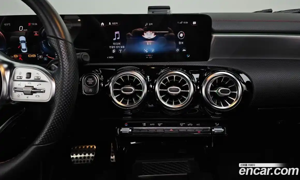 Mercedes-Benz CLA-Class 2020 2.0 Автомат в Москве № 220816, фото 15