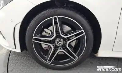 Mercedes-Benz CLA-Class 2020 2.0 Автомат в Москве № 220816, миниатюра 5