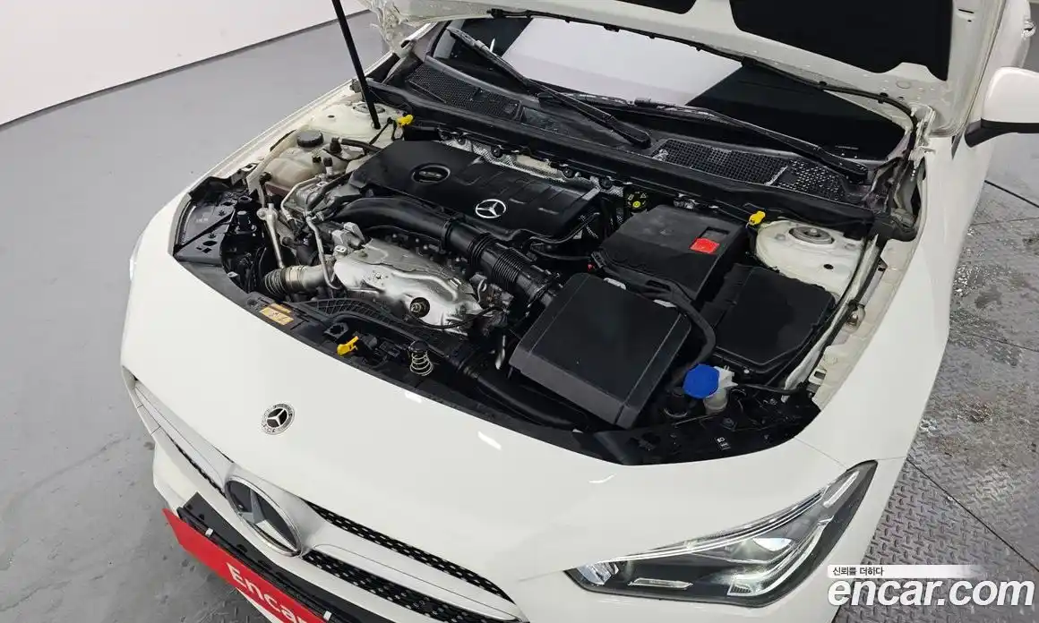 Mercedes-Benz CLA-Class 2020 2.0 Автомат в Москве № 220816, фото 6