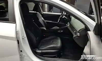 Hyundai Avante 2023 1.6 Автомат в Москве № 796516, миниатюра 12