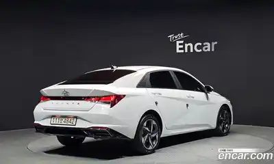 Hyundai Avante 2023 1.6 Автомат в Москве № 796516, миниатюра 2