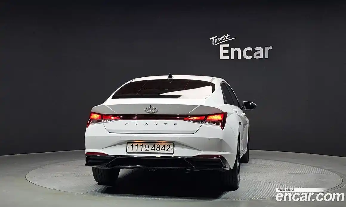 Hyundai Avante 2023 1.6 Автомат в Москве № 796516, фото 4