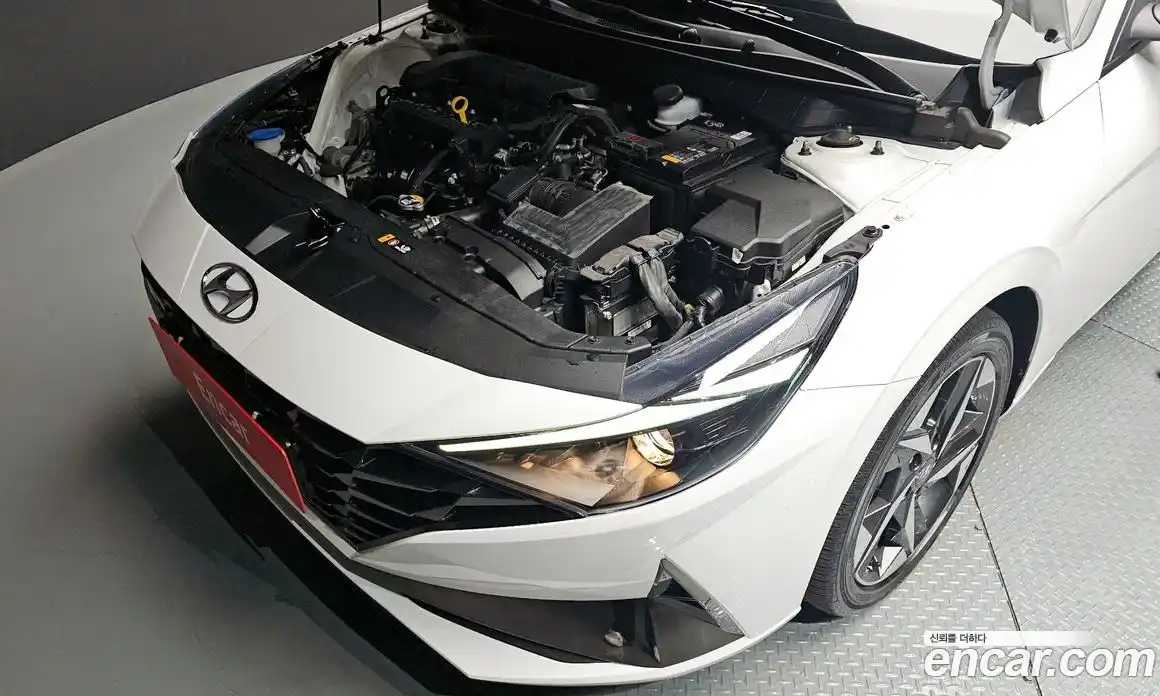 Hyundai Avante 2023 1.6 Автомат в Москве № 796516, фото 6