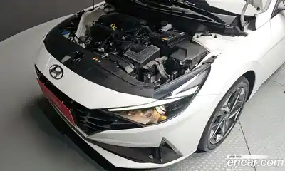 Hyundai Avante 2023 1.6 Автомат в Москве № 796516, миниатюра 6