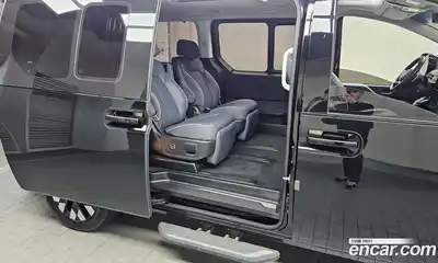 Hyundai Staria 2024 1.6 Автомат в Москве № 796533, миниатюра 12