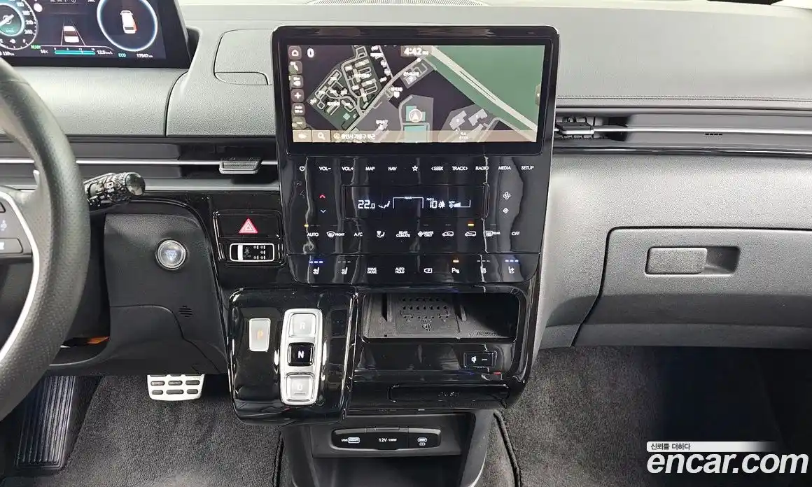 Hyundai Staria 2024 1.6 Автомат в Москве № 796533, фото 14