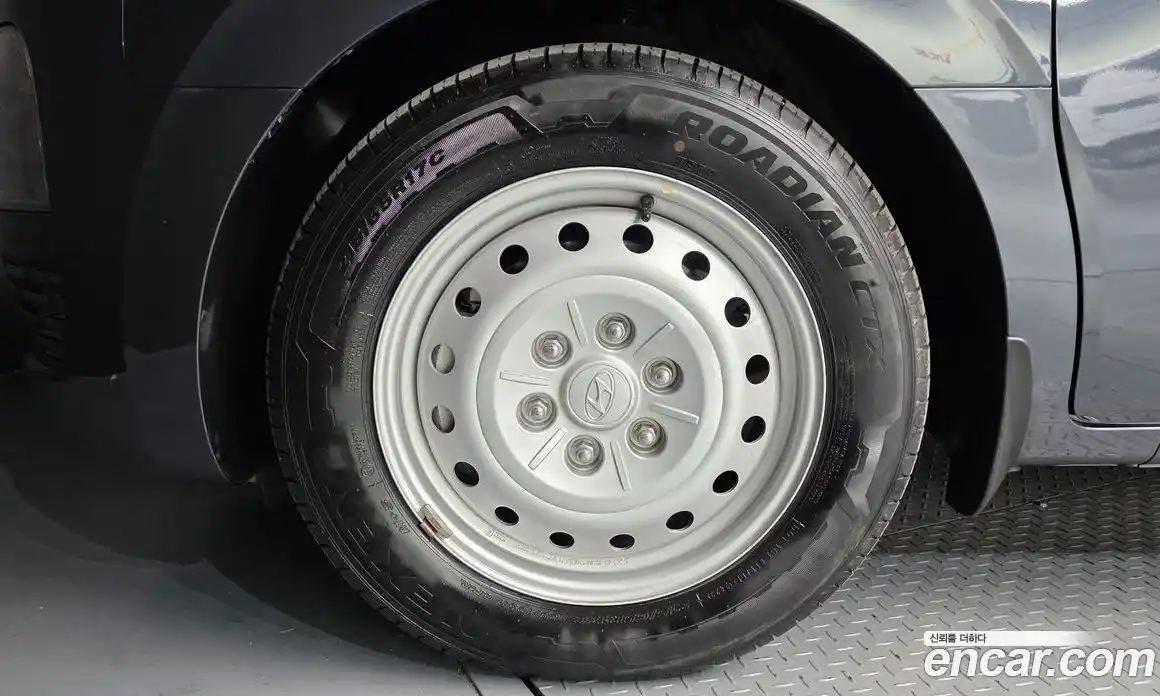 Hyundai Staria 2023 2.2 Автомат в Москве № 796936, фото 5