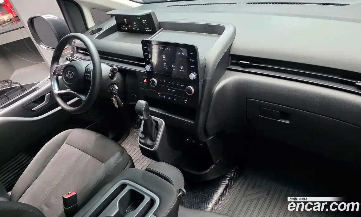 Hyundai Staria 2023 2.2 Автомат в Москве № 796936, фото 7