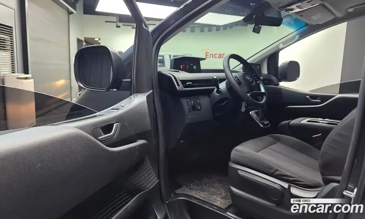 Hyundai Staria 2023 2.2 Автомат в Москве № 796936, фото 10