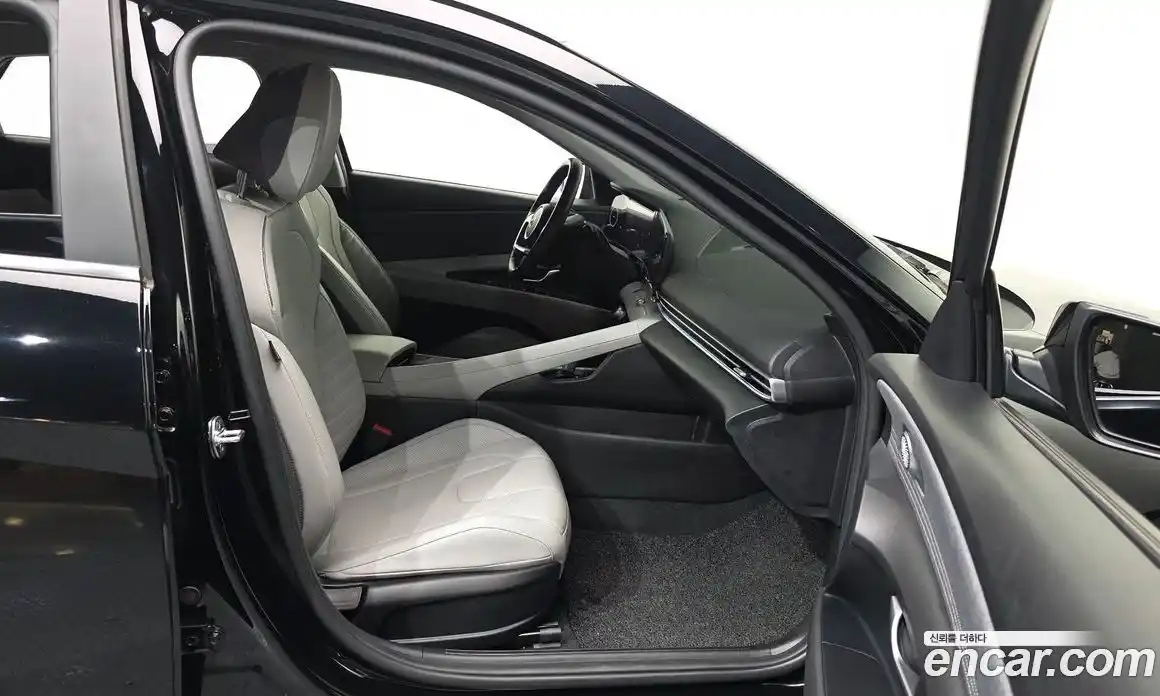 Hyundai Avante 2021 1.6 Автомат в Москве № 797185, фото 11