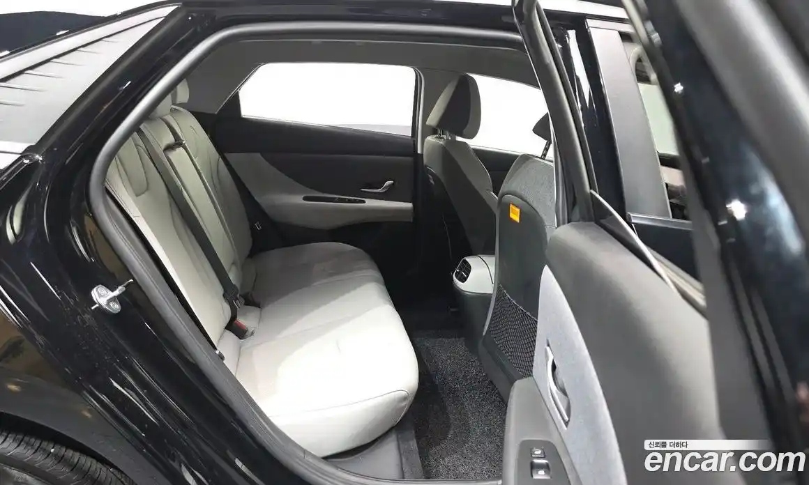 Hyundai Avante 2021 1.6 Автомат в Москве № 797185, фото 12